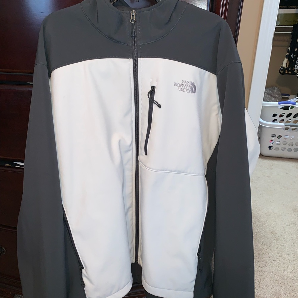 Men’s Northface jacket